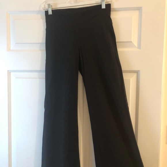 Athleta yoga pants - Picture 2 of 4